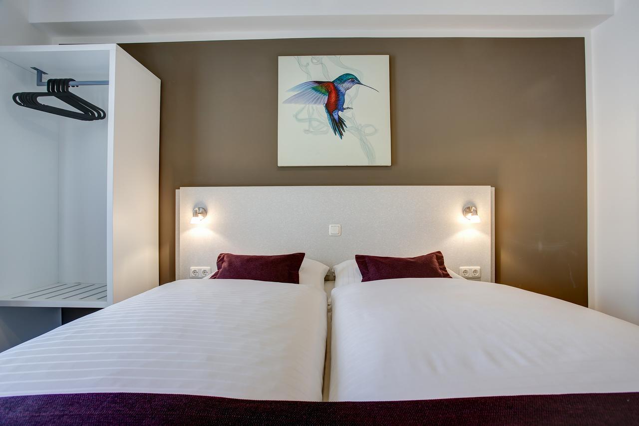 Hotel West Гамбург Экстерьер фото